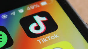 TikTok iOS CPI dashboard showing app install performance metrics